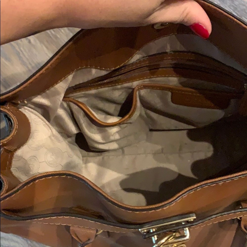 Authentic Michael Kors Leather Purse - image 4